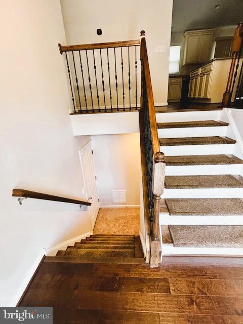 8 HOWARD CIR, FREDERICKSBURG, Virginia 22405, 3 Bedrooms Bedrooms, 9 Rooms Rooms,3 BathroomsBathrooms,Residential,For sale,8 HOWARD CIR,VAST2043950 MLS # VAST2043950