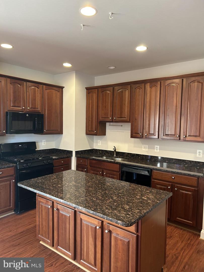 6872 WITTON CIR, GAINESVILLE, Virginia 20155, 3 Bedrooms Bedrooms, ,2 BathroomsBathrooms,Residential,For sale,6872 WITTON CIR,VAPW2107222 MLS # VAPW2107222 6872 WITTON CIR, GAINESVILLE, Virginia 20155, 3 Bedrooms Bedrooms, ,2 BathroomsBathrooms,Residential,For sale,6872 WITTON CIR,VAPW2107222 MLS # VAPW2107222