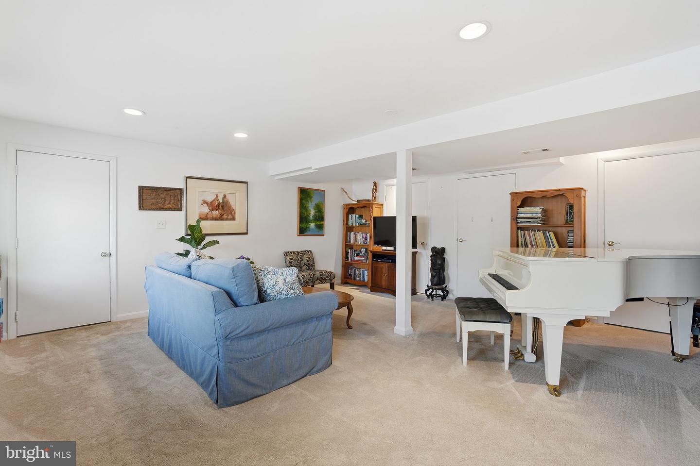 1111 BICKSLER DR, HERNDON, Virginia 20170, 4 Bedrooms Bedrooms, ,3 BathroomsBathrooms,Residential,For sale,1111 BICKSLER DR,VAFX2278026 MLS # VAFX2278026