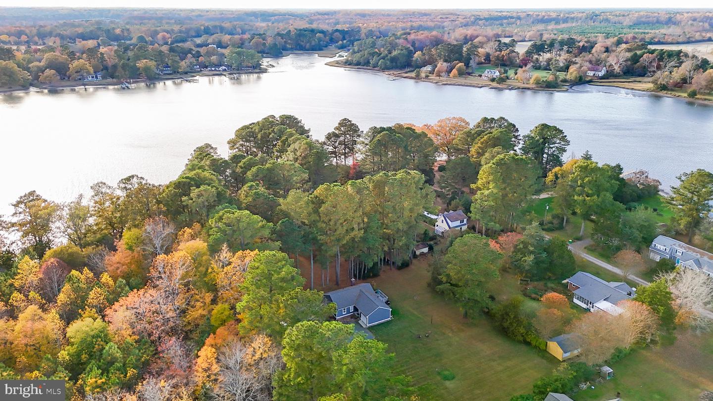 387 N SHORE CIR, NORTH, Virginia 23128, 3 Bedrooms Bedrooms, 7 Rooms Rooms,2 BathroomsBathrooms,Residential,For sale,387 N SHORE CIR,VAMH2000112 MLS # VAMH2000112 387 N SHORE CIR, NORTH, Virginia 23128, 3 Bedrooms Bedrooms, 7 Rooms Rooms,2 BathroomsBathrooms,Residential,For sale,387 N SHORE CIR,VAMH2000112 MLS # VAMH2000112