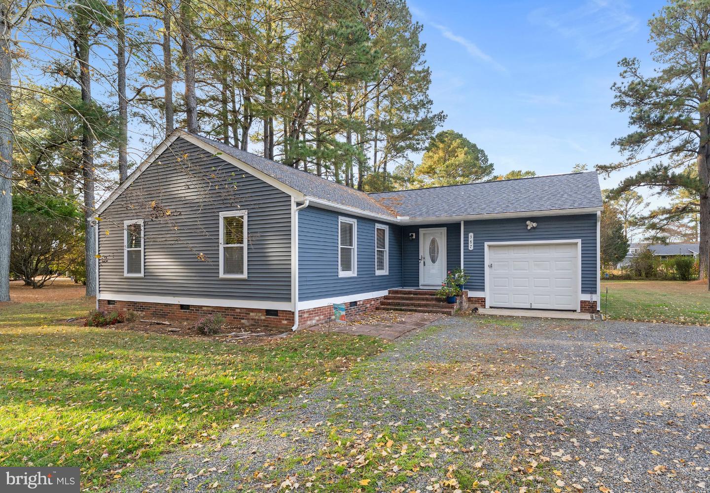 387 N SHORE CIR, NORTH, Virginia 23128, 3 Bedrooms Bedrooms, 7 Rooms Rooms,2 BathroomsBathrooms,Residential,For sale,387 N SHORE CIR,VAMH2000112 MLS # VAMH2000112 387 N SHORE CIR, NORTH, Virginia 23128, 3 Bedrooms Bedrooms, 7 Rooms Rooms,2 BathroomsBathrooms,Residential,For sale,387 N SHORE CIR,VAMH2000112 MLS # VAMH2000112