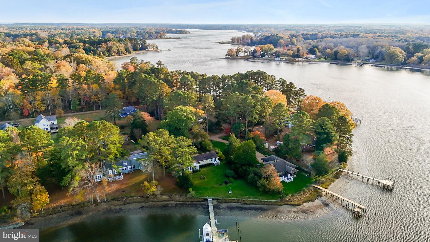 387 N SHORE CIR, NORTH, Virginia 23128, 3 Bedrooms Bedrooms, 7 Rooms Rooms,2 BathroomsBathrooms,Residential,For sale,387 N SHORE CIR,VAMH2000112 MLS # VAMH2000112 387 N SHORE CIR, NORTH, Virginia 23128, 3 Bedrooms Bedrooms, 7 Rooms Rooms,2 BathroomsBathrooms,Residential,For sale,387 N SHORE CIR,VAMH2000112 MLS # VAMH2000112