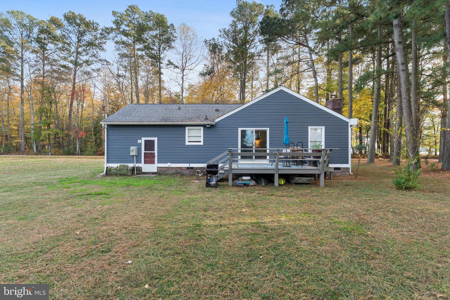 387 N SHORE CIR, NORTH, Virginia 23128, 3 Bedrooms Bedrooms, 7 Rooms Rooms,2 BathroomsBathrooms,Residential,For sale,387 N SHORE CIR,VAMH2000112 MLS # VAMH2000112 387 N SHORE CIR, NORTH, Virginia 23128, 3 Bedrooms Bedrooms, 7 Rooms Rooms,2 BathroomsBathrooms,Residential,For sale,387 N SHORE CIR,VAMH2000112 MLS # VAMH2000112