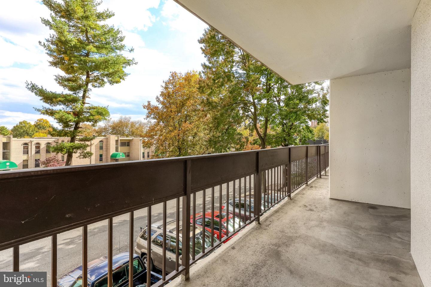 5300 HOLMES RUN PKWY #212, ALEXANDRIA, Virginia 22304, 1 Bedroom Bedrooms, ,1 BathroomBathrooms,Residential,For sale,5300 HOLMES RUN PKWY #212,VAAX2051594 MLS # VAAX2051594