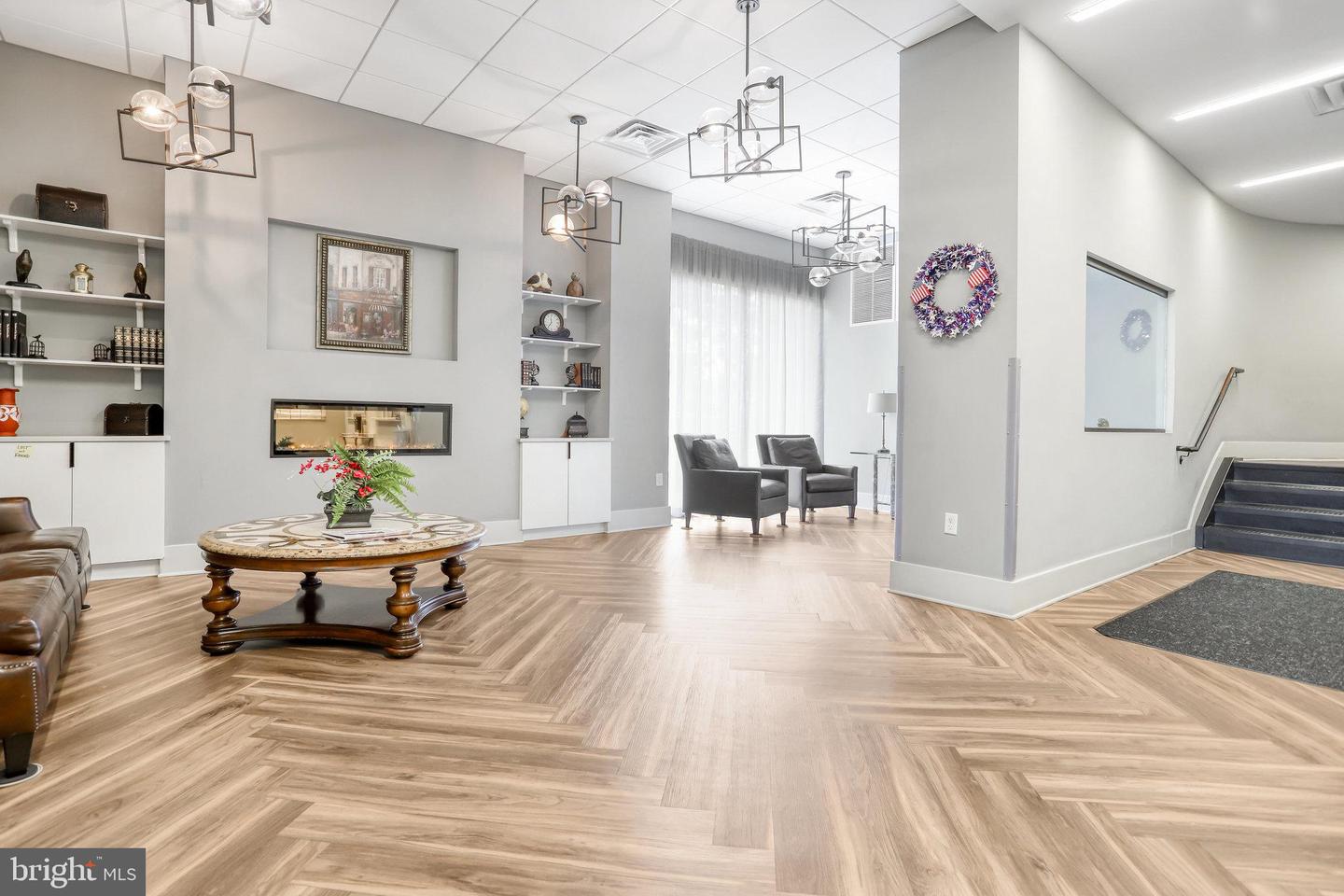 5300 HOLMES RUN PKWY #212, ALEXANDRIA, Virginia 22304, 1 Bedroom Bedrooms, ,1 BathroomBathrooms,Residential,For sale,5300 HOLMES RUN PKWY #212,VAAX2051594 MLS # VAAX2051594