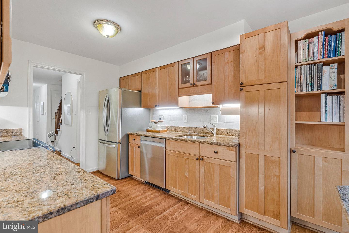 6628 MCLEAN CT, MCLEAN, Virginia 22101, 4 Bedrooms Bedrooms, ,3 BathroomsBathrooms,Residential,For sale,6628 MCLEAN CT,VAFX2278270 MLS # VAFX2278270