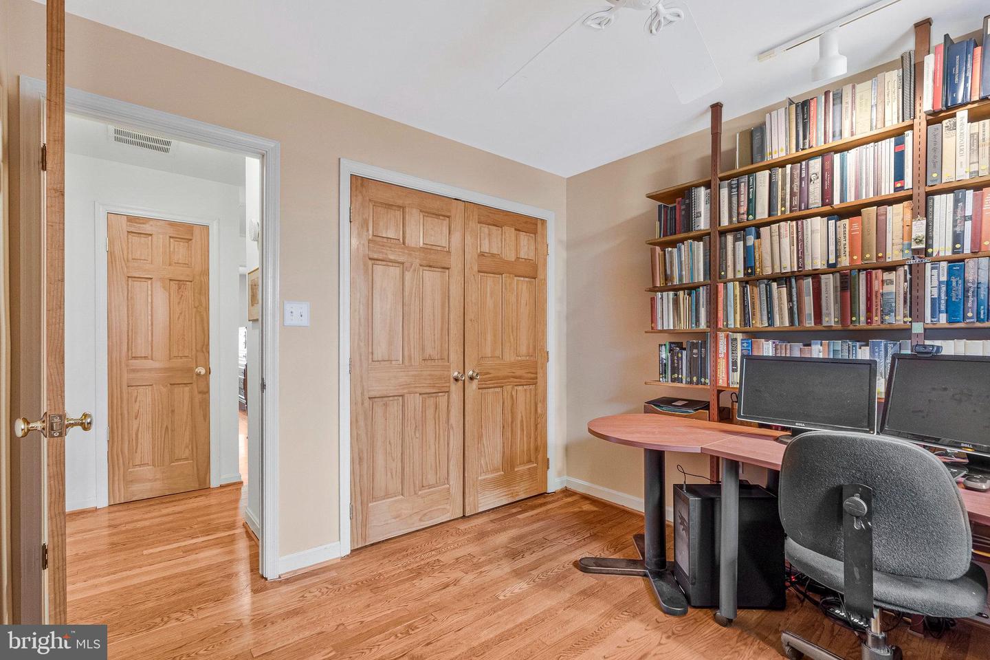 6628 MCLEAN CT, MCLEAN, Virginia 22101, 4 Bedrooms Bedrooms, ,3 BathroomsBathrooms,Residential,For sale,6628 MCLEAN CT,VAFX2278270 MLS # VAFX2278270