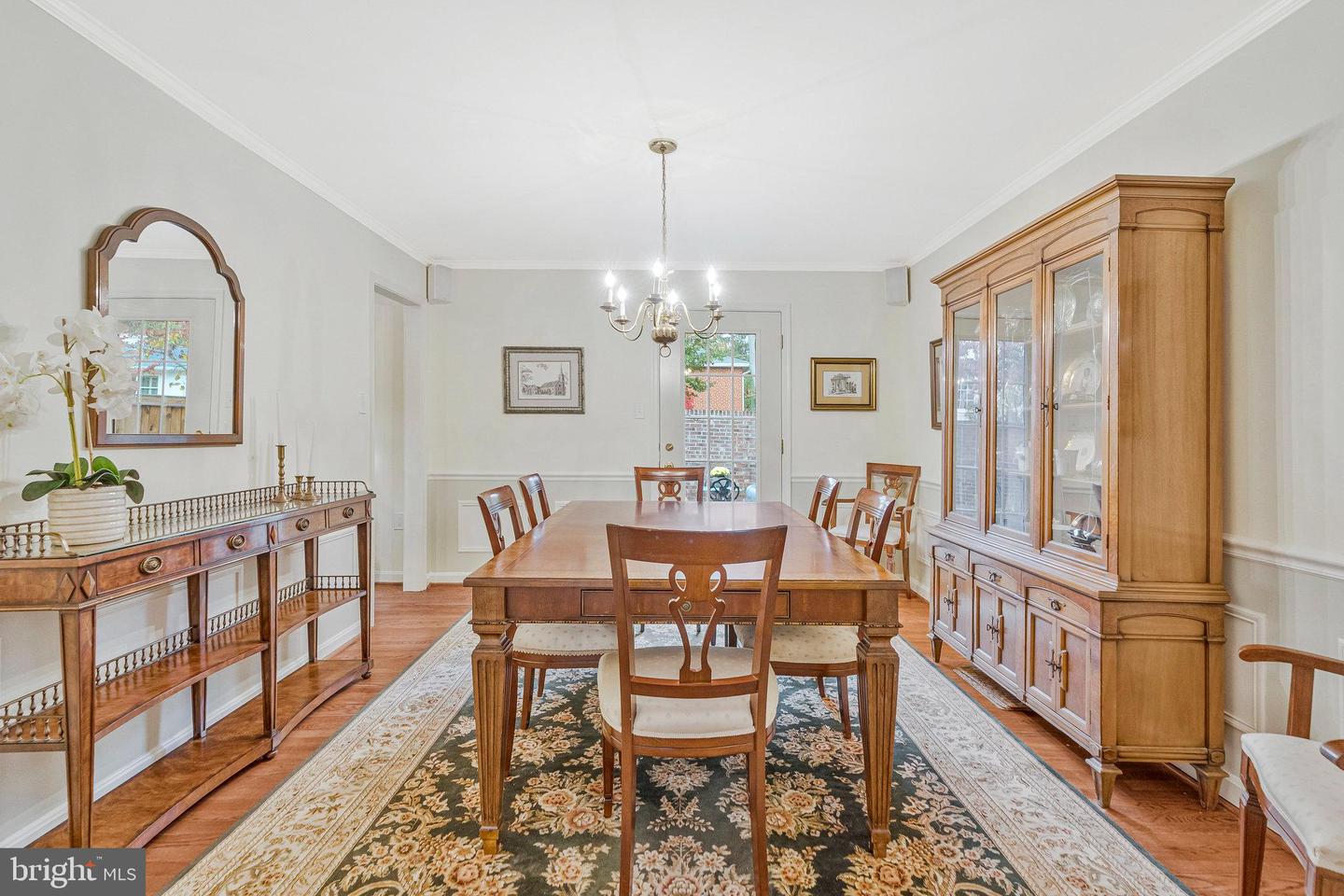 6628 MCLEAN CT, MCLEAN, Virginia 22101, 4 Bedrooms Bedrooms, ,3 BathroomsBathrooms,Residential,For sale,6628 MCLEAN CT,VAFX2278270 MLS # VAFX2278270