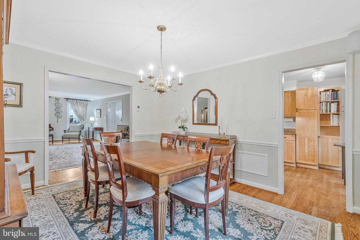 6628 MCLEAN CT, MCLEAN, Virginia 22101, 4 Bedrooms Bedrooms, ,3 BathroomsBathrooms,Residential,For sale,6628 MCLEAN CT,VAFX2278270 MLS # VAFX2278270