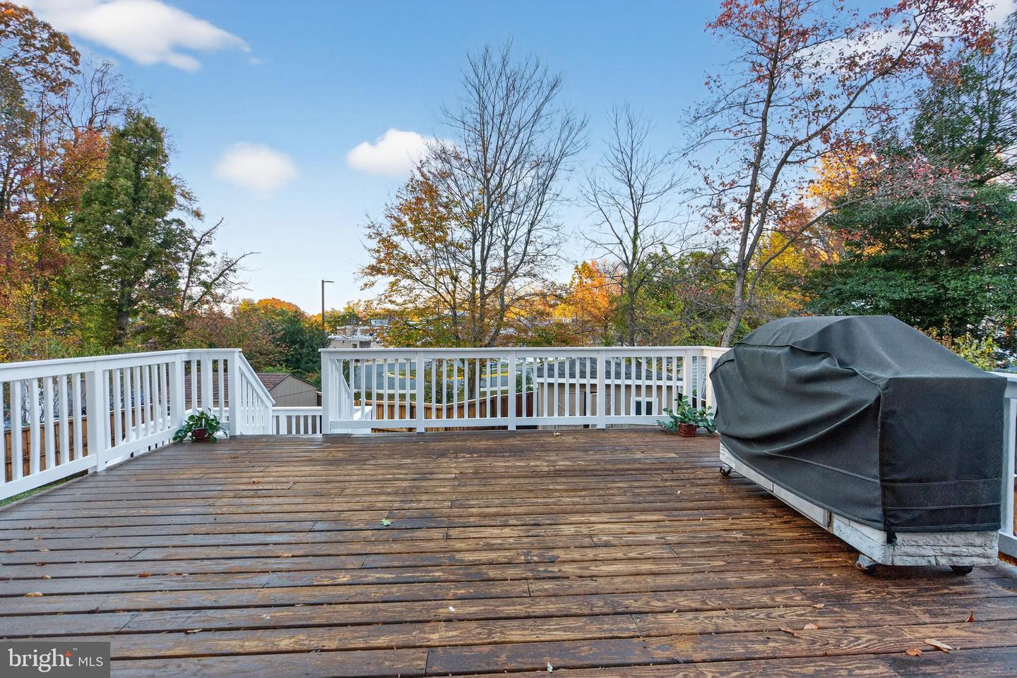 7602 GAYLORD DR, ANNANDALE, Virginia 22003, 7 Bedrooms Bedrooms, ,6 BathroomsBathrooms,Residential,For sale,7602 GAYLORD DR,VAFX2278392 MLS # VAFX2278392