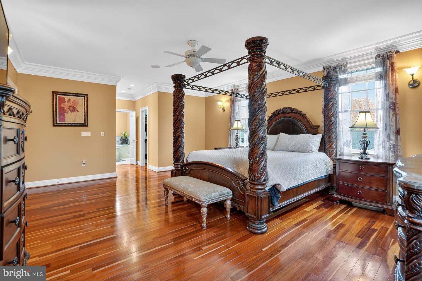 7602 GAYLORD DR, ANNANDALE, Virginia 22003, 7 Bedrooms Bedrooms, ,6 BathroomsBathrooms,Residential,For sale,7602 GAYLORD DR,VAFX2278392 MLS # VAFX2278392