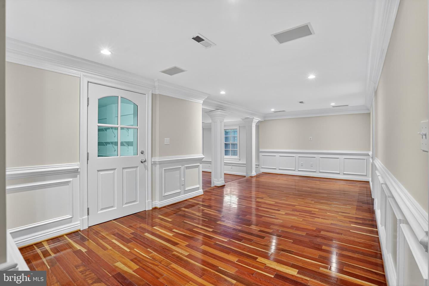 7602 GAYLORD DR, ANNANDALE, Virginia 22003, 7 Bedrooms Bedrooms, ,6 BathroomsBathrooms,Residential,For sale,7602 GAYLORD DR,VAFX2278392 MLS # VAFX2278392