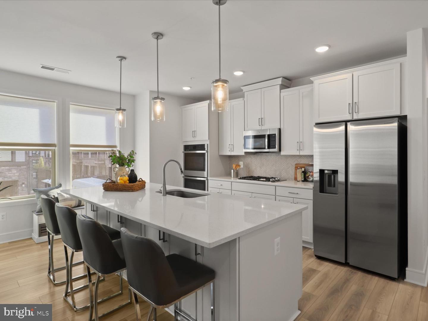 23688 BOLTON CRESCENT TER #204, ASHBURN, Virginia 20148, 2 Bedrooms Bedrooms, 4 Rooms Rooms,2 BathroomsBathrooms,Residential,For sale,23688 BOLTON CRESCENT TER #204,VALO2110820 MLS # VALO2110820