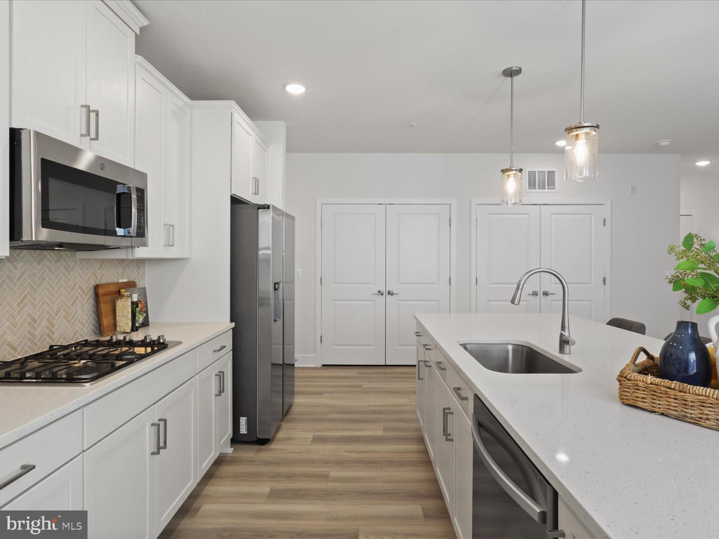 23688 BOLTON CRESCENT TER #204, ASHBURN, Virginia 20148, 2 Bedrooms Bedrooms, 4 Rooms Rooms,2 BathroomsBathrooms,Residential,For sale,23688 BOLTON CRESCENT TER #204,VALO2110820 MLS # VALO2110820