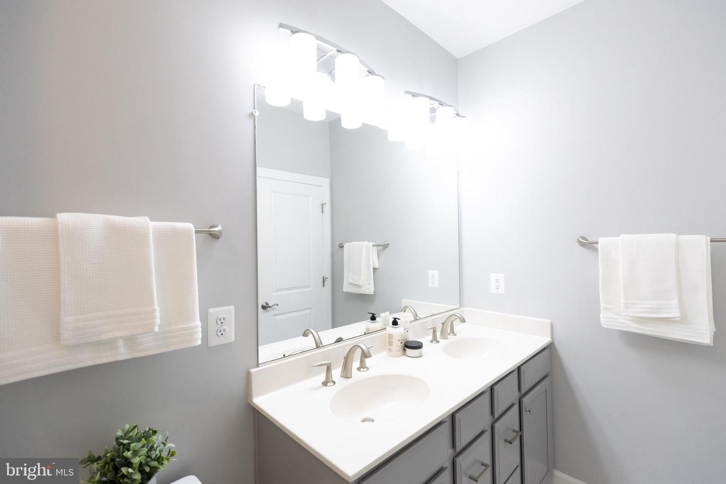 6133 CAMERONS FERRY DR, HAYMARKET, Virginia 20169, 4 Bedrooms Bedrooms, 1 Room Rooms,3 BathroomsBathrooms,Residential,For sale,6133 CAMERONS FERRY DR,VAPW2107528 MLS # VAPW2107528 6133 CAMERONS FERRY DR, HAYMARKET, Virginia 20169, 4 Bedrooms Bedrooms, 1 Room Rooms,3 BathroomsBathrooms,Residential,For sale,6133 CAMERONS FERRY DR,VAPW2107528 MLS # VAPW2107528