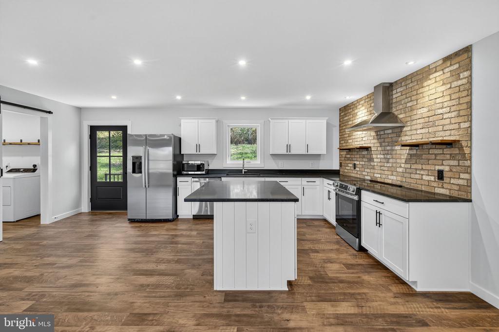 1789 THOROUGHFARE RD, BRIGHTWOOD, Virginia 22715, 3 Bedrooms Bedrooms, ,2 BathroomsBathrooms,Residential,1789 THOROUGHFARE RD,VAMA2002498 MLS # VAMA2002498