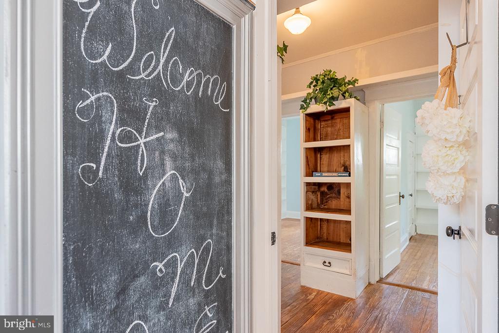 222 LOCUST ST, WARRENTON, Virginia 20186, 4 Bedrooms Bedrooms, ,2 BathroomsBathrooms,Residential,222 LOCUST ST,VAFQ2018226 MLS # VAFQ2018226