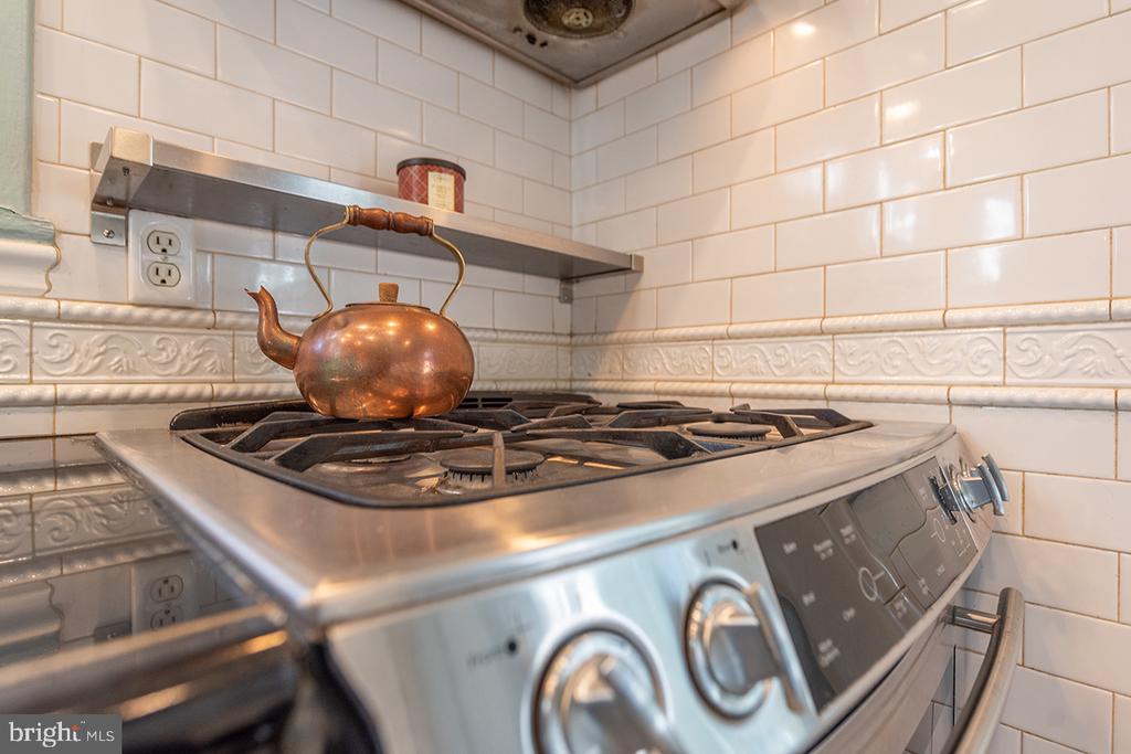 222 LOCUST ST, WARRENTON, Virginia 20186, 4 Bedrooms Bedrooms, ,2 BathroomsBathrooms,Residential,222 LOCUST ST,VAFQ2018226 MLS # VAFQ2018226