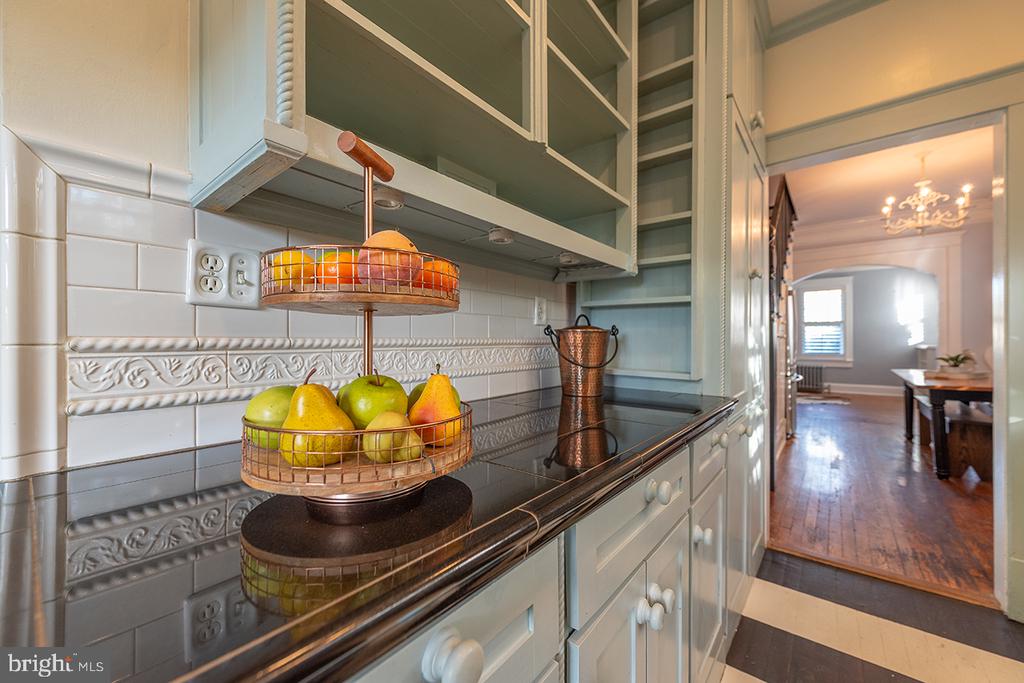 222 LOCUST ST, WARRENTON, Virginia 20186, 4 Bedrooms Bedrooms, ,2 BathroomsBathrooms,Residential,222 LOCUST ST,VAFQ2018226 MLS # VAFQ2018226