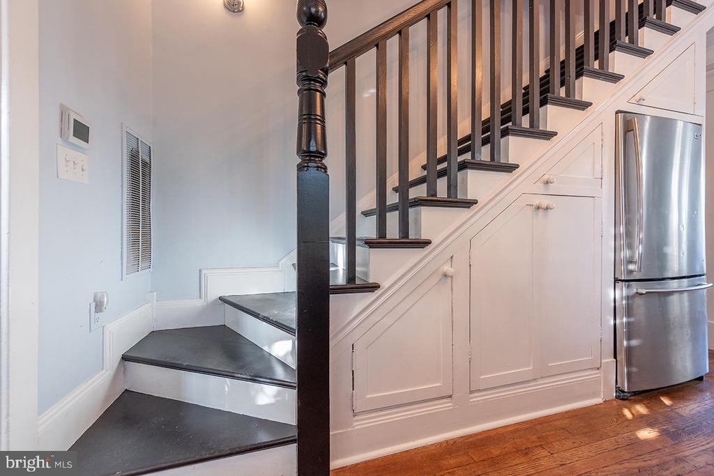 222 LOCUST ST, WARRENTON, Virginia 20186, 4 Bedrooms Bedrooms, ,2 BathroomsBathrooms,Residential,222 LOCUST ST,VAFQ2018226 MLS # VAFQ2018226