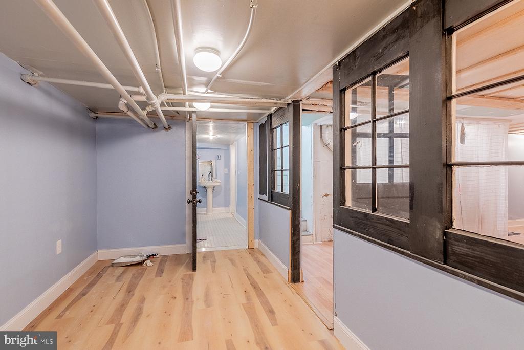 222 LOCUST ST, WARRENTON, Virginia 20186, 4 Bedrooms Bedrooms, ,2 BathroomsBathrooms,Residential,222 LOCUST ST,VAFQ2018226 MLS # VAFQ2018226