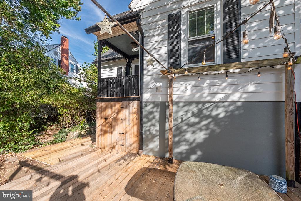 222 LOCUST ST, WARRENTON, Virginia 20186, 4 Bedrooms Bedrooms, ,2 BathroomsBathrooms,Residential,222 LOCUST ST,VAFQ2018226 MLS # VAFQ2018226