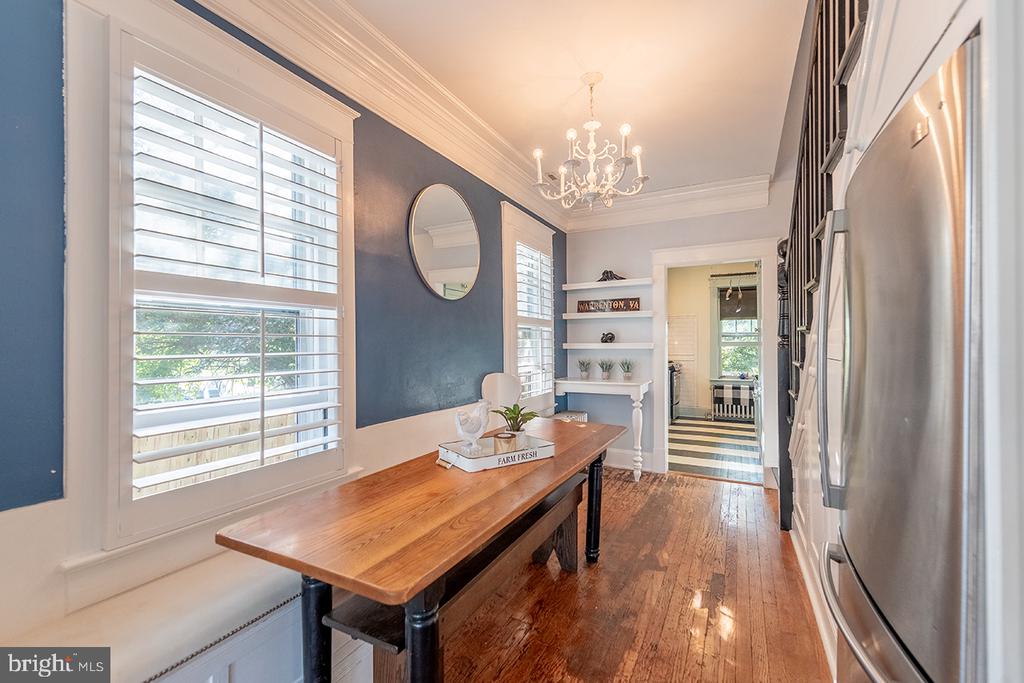 222 LOCUST ST, WARRENTON, Virginia 20186, 4 Bedrooms Bedrooms, ,2 BathroomsBathrooms,Residential,222 LOCUST ST,VAFQ2018226 MLS # VAFQ2018226