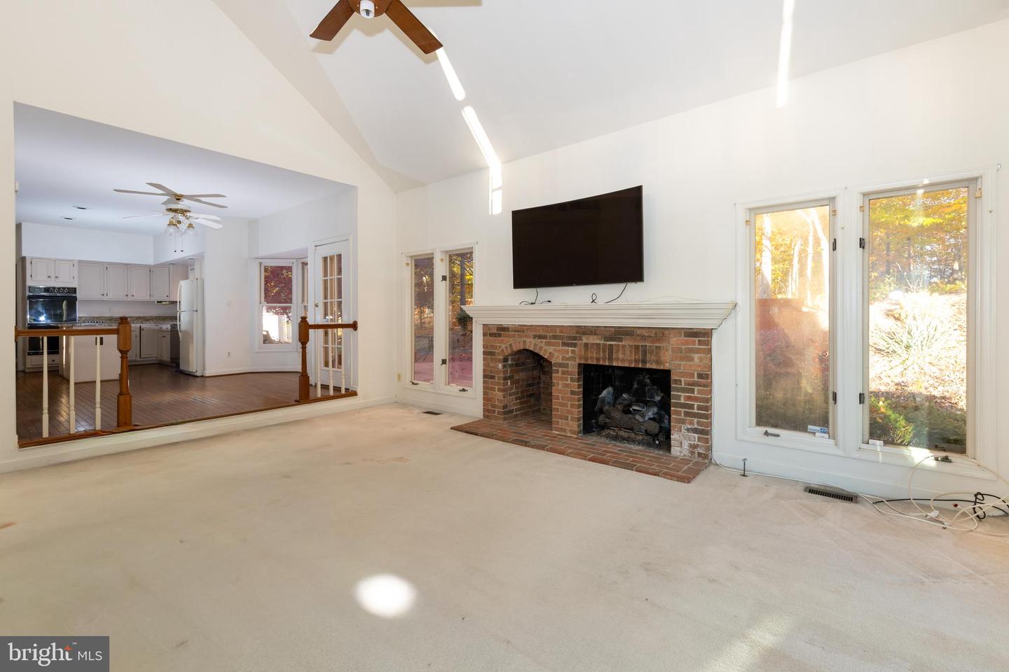 7981 OAK BRIDGE LN, FAIRFAX STATION, Virginia 22039, 4 Bedrooms Bedrooms, ,3 BathroomsBathrooms,Residential,For sale,7981 OAK BRIDGE LN,VAFX2262844 MLS # VAFX2262844