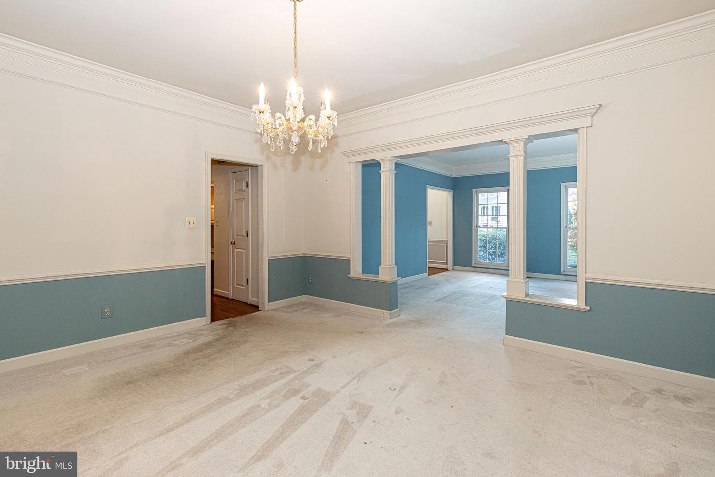 7981 OAK BRIDGE LN, FAIRFAX STATION, Virginia 22039, 4 Bedrooms Bedrooms, ,3 BathroomsBathrooms,Residential,For sale,7981 OAK BRIDGE LN,VAFX2262844 MLS # VAFX2262844