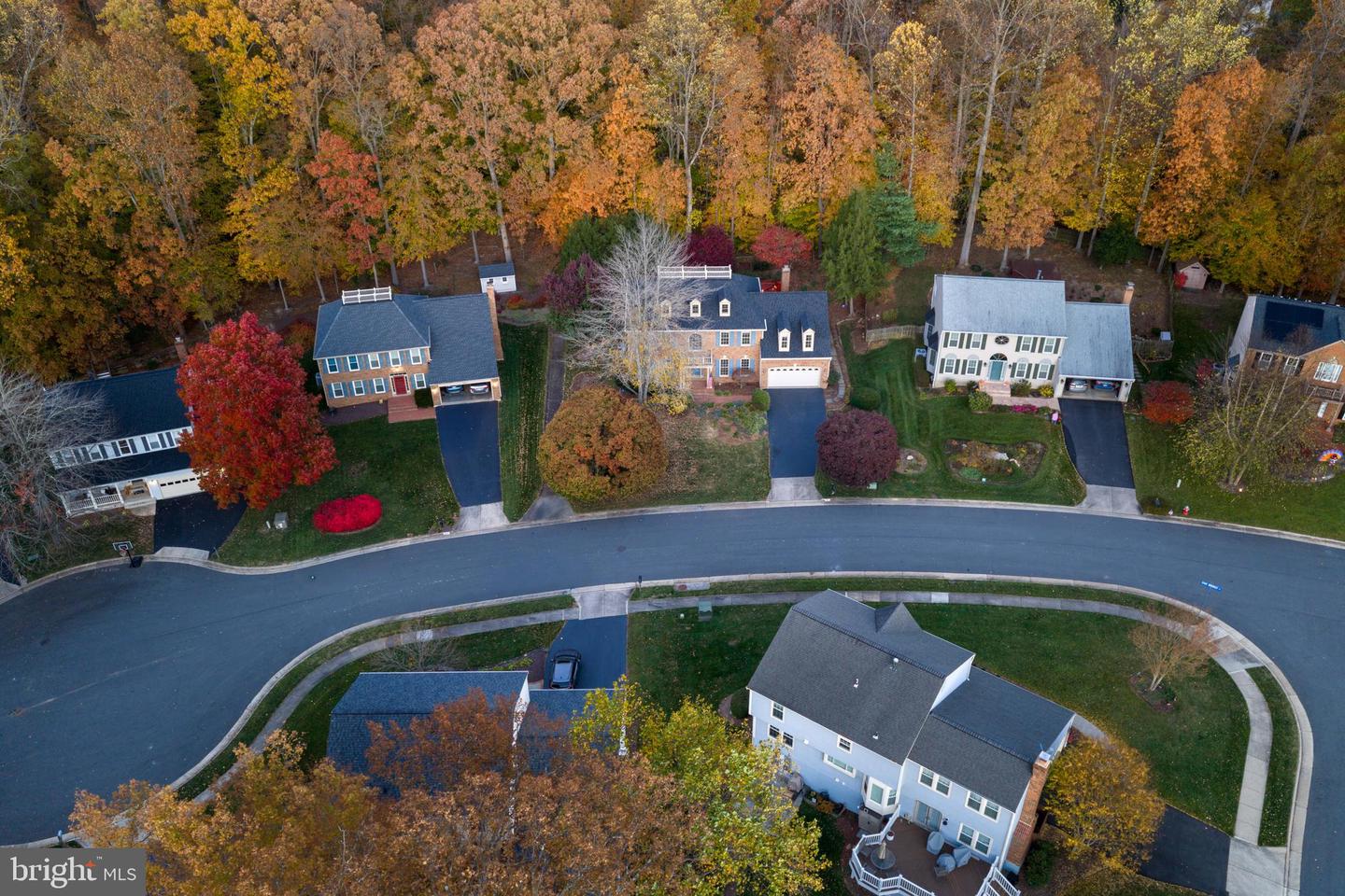 7981 OAK BRIDGE LN, FAIRFAX STATION, Virginia 22039, 4 Bedrooms Bedrooms, ,3 BathroomsBathrooms,Residential,For sale,7981 OAK BRIDGE LN,VAFX2262844 MLS # VAFX2262844