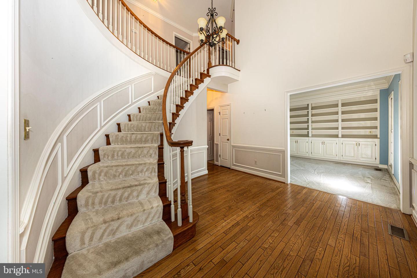 7981 OAK BRIDGE LN, FAIRFAX STATION, Virginia 22039, 4 Bedrooms Bedrooms, ,3 BathroomsBathrooms,Residential,For sale,7981 OAK BRIDGE LN,VAFX2262844 MLS # VAFX2262844