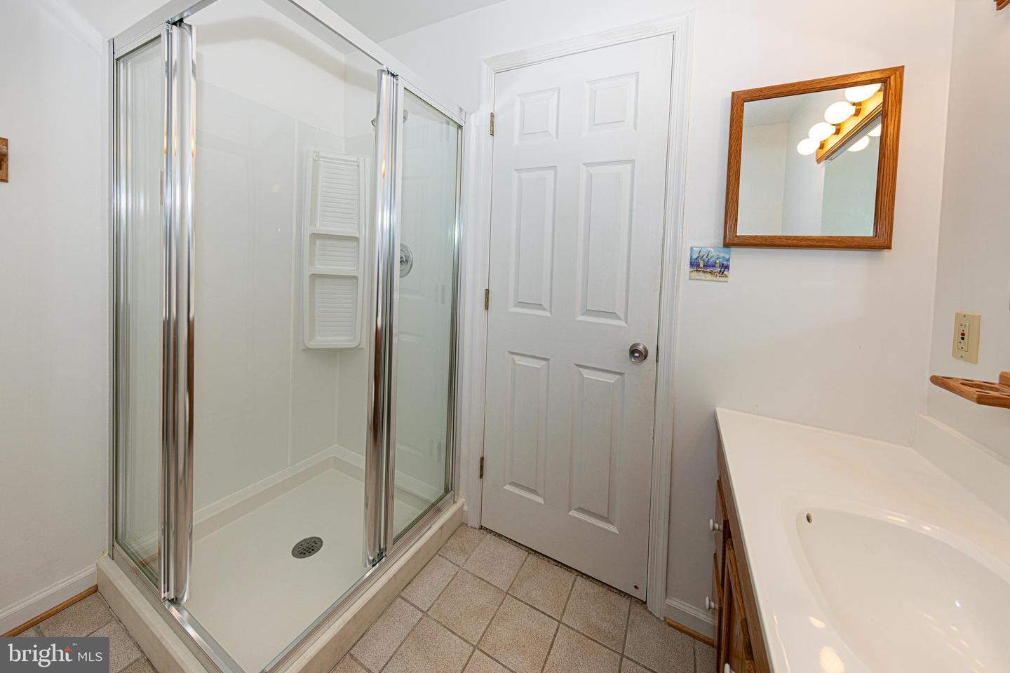 7981 OAK BRIDGE LN, FAIRFAX STATION, Virginia 22039, 4 Bedrooms Bedrooms, ,3 BathroomsBathrooms,Residential,For sale,7981 OAK BRIDGE LN,VAFX2262844 MLS # VAFX2262844