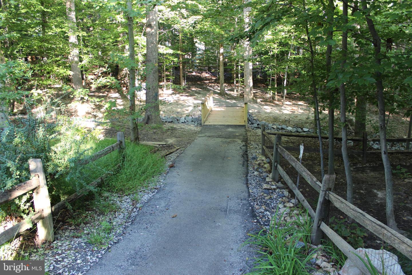 7981 OAK BRIDGE LN, FAIRFAX STATION, Virginia 22039, 4 Bedrooms Bedrooms, ,3 BathroomsBathrooms,Residential,For sale,7981 OAK BRIDGE LN,VAFX2262844 MLS # VAFX2262844