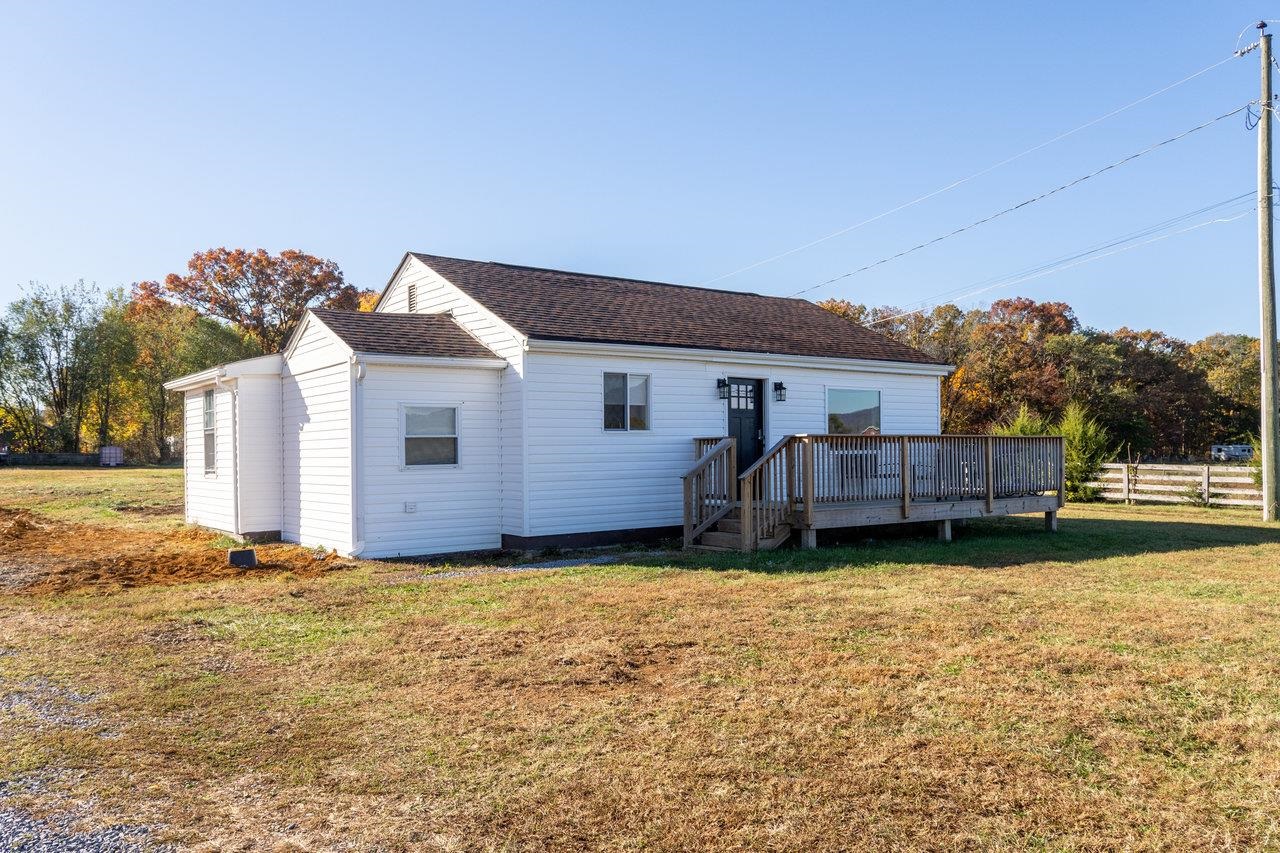 2290 NEWTOWN RD, ELKTON, Virginia 22827, 3 Bedrooms Bedrooms, ,1 BathroomBathrooms,Residential,2290 NEWTOWN RD,670374 MLS # 670374 2290 NEWTOWN RD, ELKTON, Virginia 22827, 3 Bedrooms Bedrooms, ,1 BathroomBathrooms,Residential,2290 NEWTOWN RD,670374 MLS # 670374