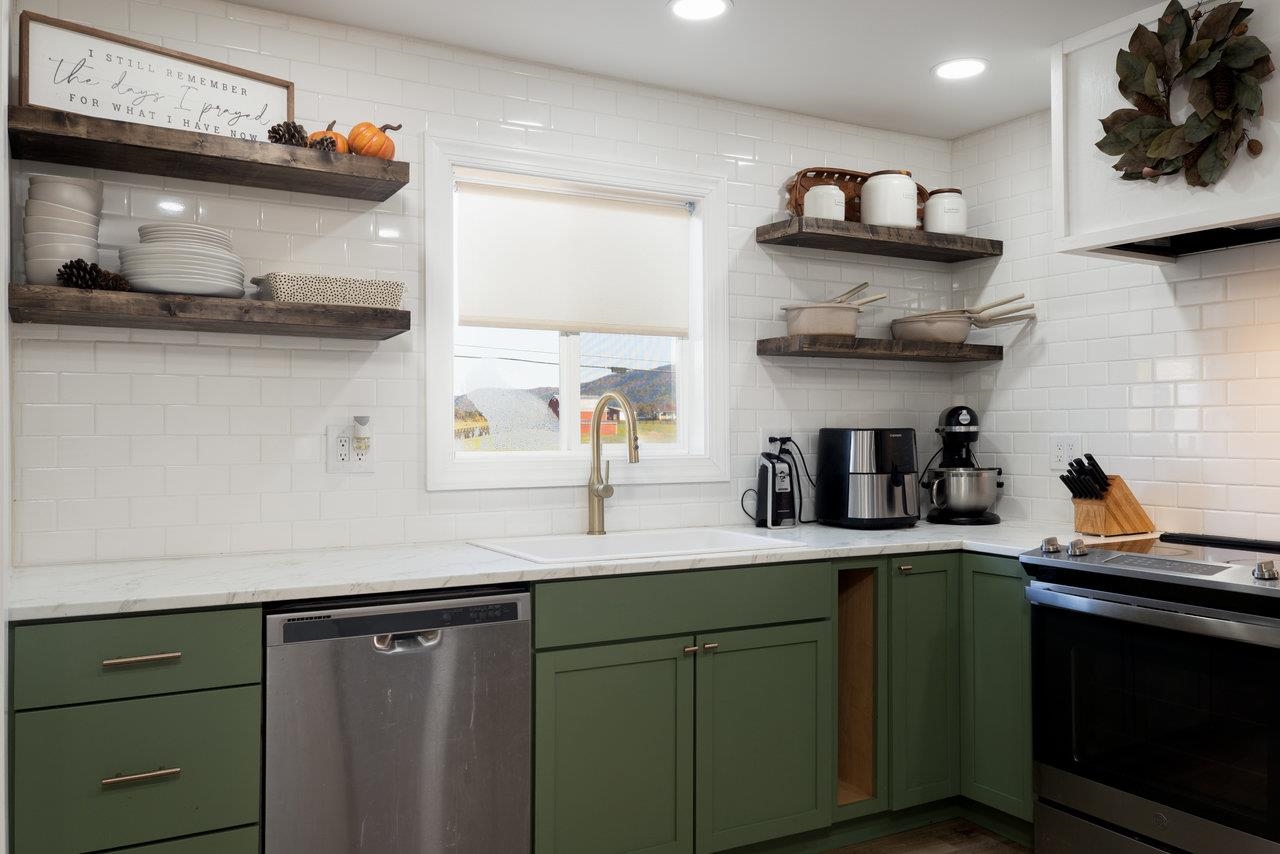 2290 NEWTOWN RD, ELKTON, Virginia 22827, 3 Bedrooms Bedrooms, ,1 BathroomBathrooms,Residential,2290 NEWTOWN RD,670374 MLS # 670374 2290 NEWTOWN RD, ELKTON, Virginia 22827, 3 Bedrooms Bedrooms, ,1 BathroomBathrooms,Residential,2290 NEWTOWN RD,670374 MLS # 670374