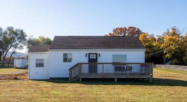 2290 NEWTOWN RD, ELKTON, Virginia 22827, 3 Bedrooms Bedrooms, ,1 BathroomBathrooms,Residential,2290 NEWTOWN RD,670374 MLS # 670374