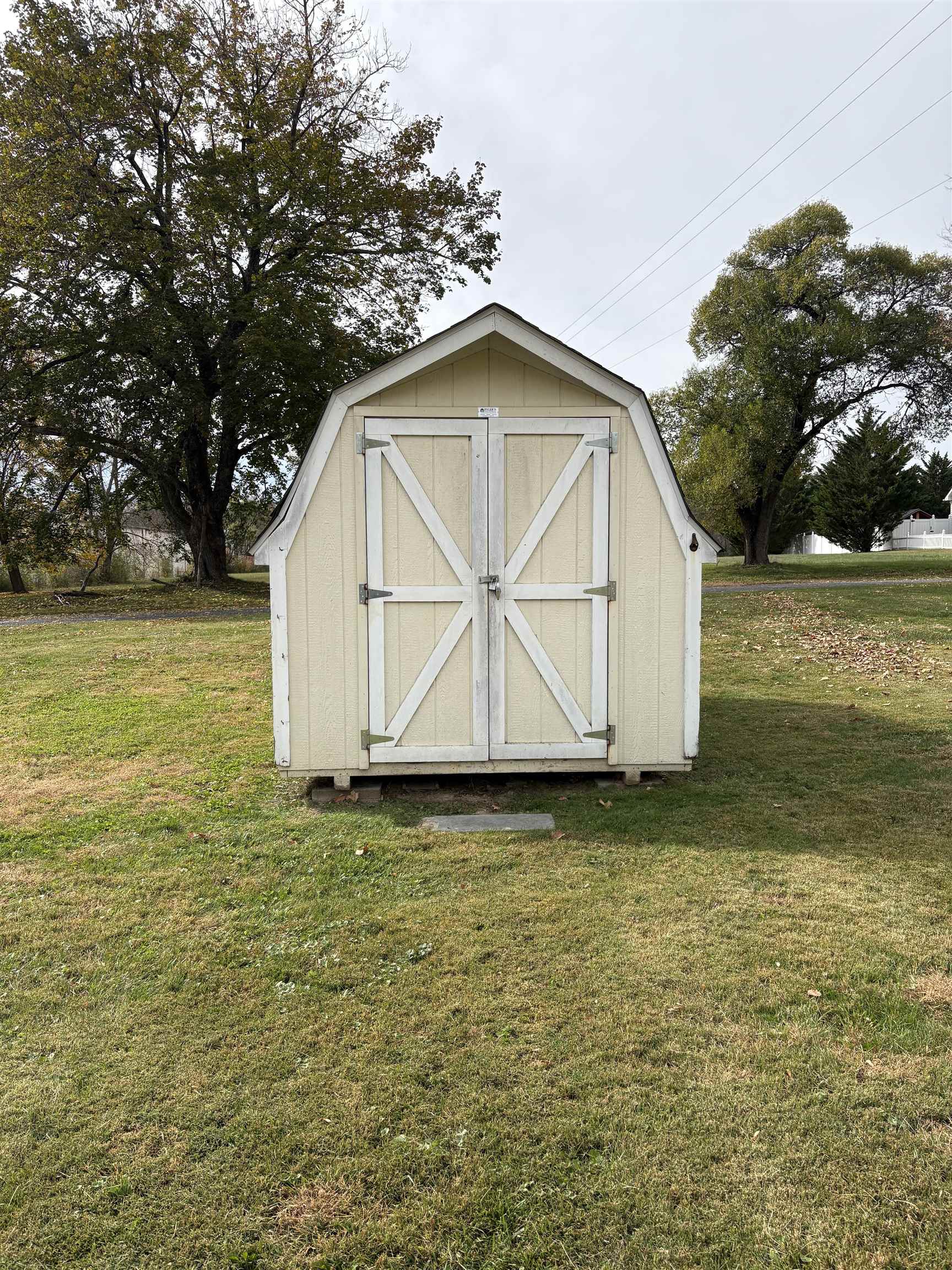 88 N POPLAR AVE, CRAIGSVILLE, Virginia 24430, 3 Bedrooms Bedrooms, ,2 BathroomsBathrooms,Residential,88 N POPLAR AVE,670897 MLS # 670897