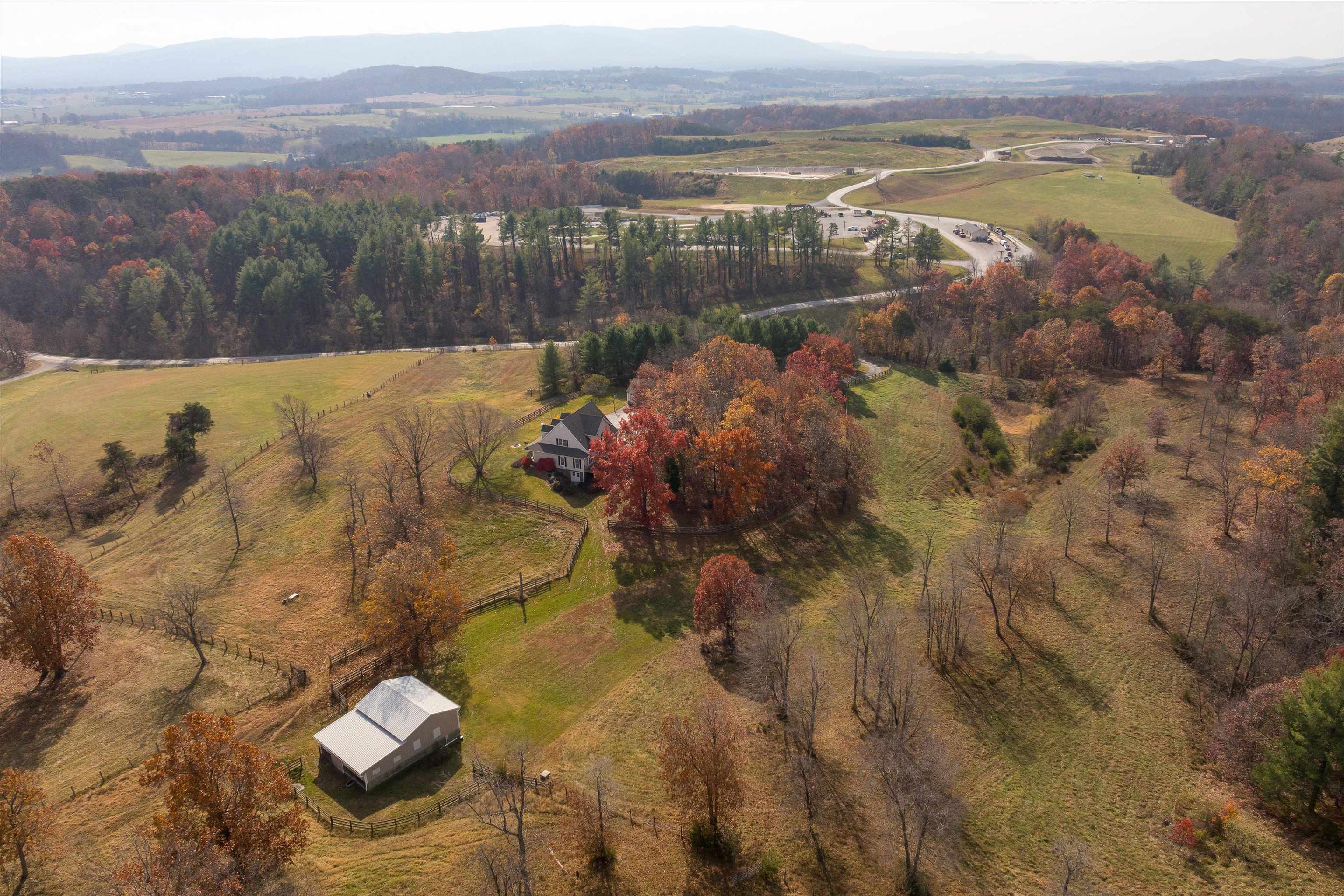 746 CHRISTIANS CREEK RD, STAUNTON, Virginia 24401, 4 Bedrooms Bedrooms, ,2 BathroomsBathrooms,Residential,746 CHRISTIANS CREEK RD,670898 MLS # 670898 746 CHRISTIANS CREEK RD, STAUNTON, Virginia 24401, 4 Bedrooms Bedrooms, ,2 BathroomsBathrooms,Residential,746 CHRISTIANS CREEK RD,670898 MLS # 670898