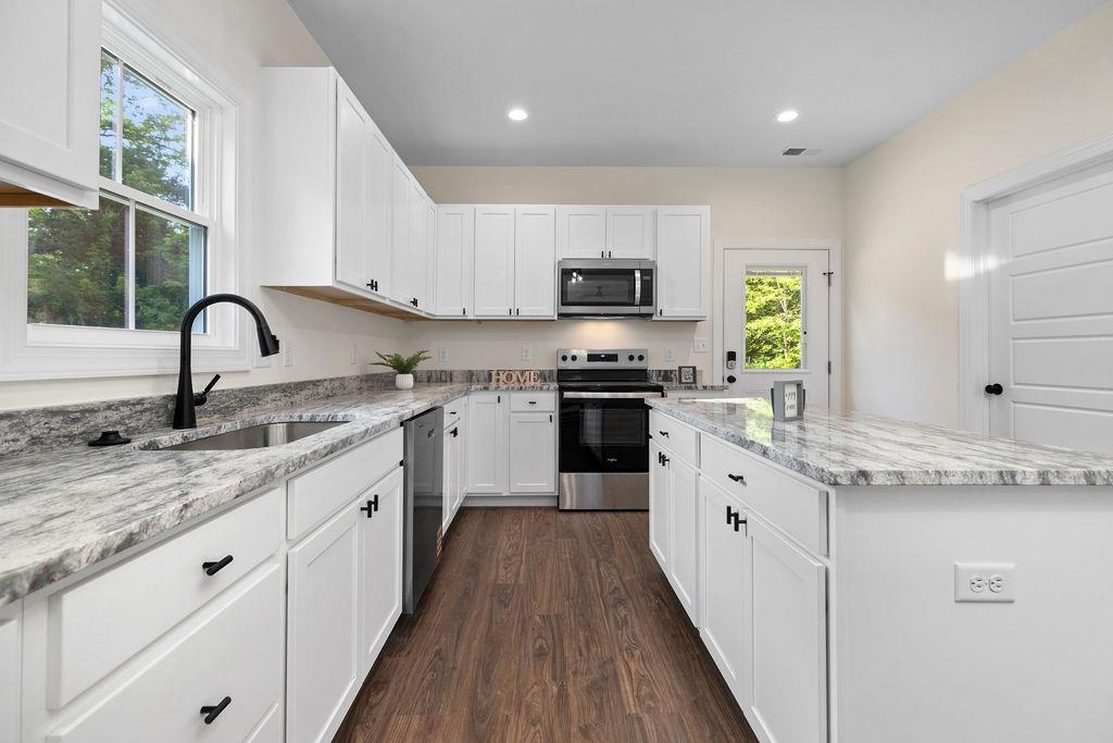 1025 FRYE ST, WAYNESBORO, Virginia 22980, 3 Bedrooms Bedrooms, ,2 BathroomsBathrooms,Residential,1025 FRYE ST,670899 MLS # 670899