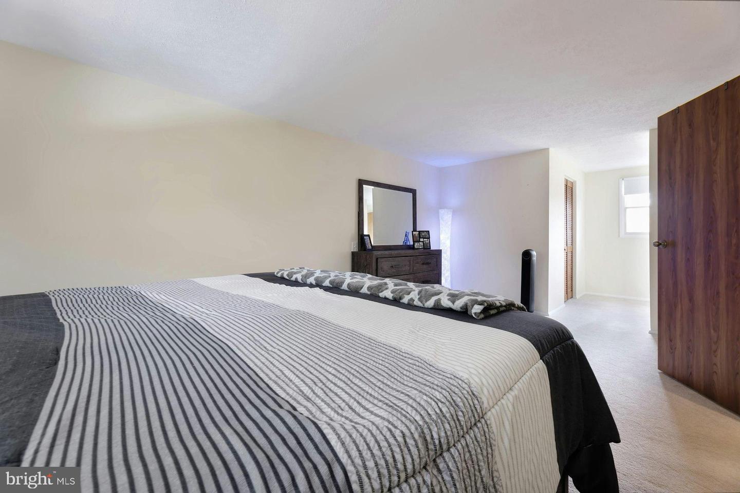 10297 WOODMONT CT, MANASSAS, Virginia 20110, 4 Bedrooms Bedrooms, 12 Rooms Rooms,2 BathroomsBathrooms,Residential,For sale,10297 WOODMONT CT,VAMN2009652 MLS # VAMN2009652