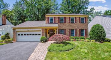 5608 DOOLITTLE ST, BURKE, Virginia 22015, 4 Bedrooms Bedrooms, ,3 BathroomsBathrooms,Residential,For sale,5608 DOOLITTLE ST,VAFX2278234 MLS # VAFX2278234