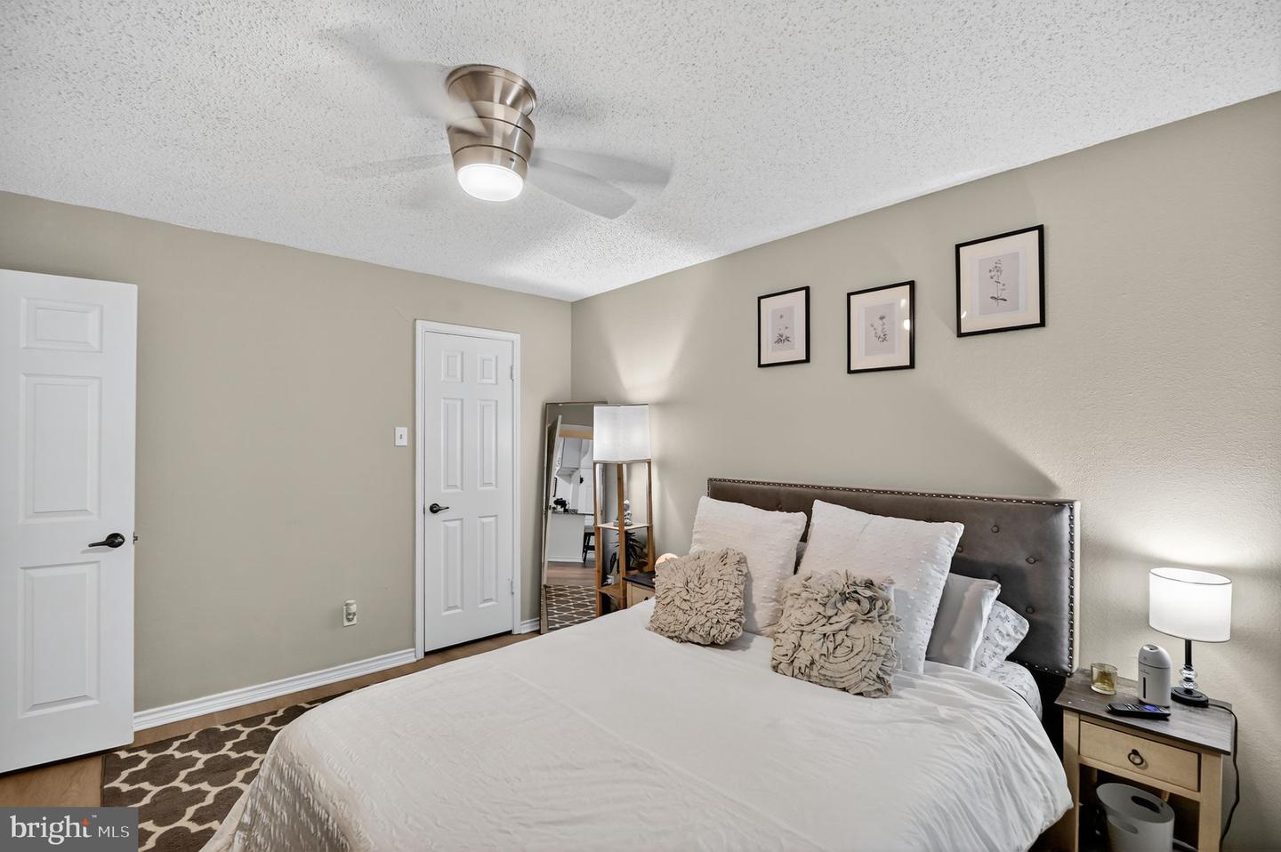 1530 LINCOLN WAY #302, MCLEAN, Virginia 22102, 1 Bedroom Bedrooms, ,1 BathroomBathrooms,Residential,For sale,1530 LINCOLN WAY #302,VAFX2278394 MLS # VAFX2278394