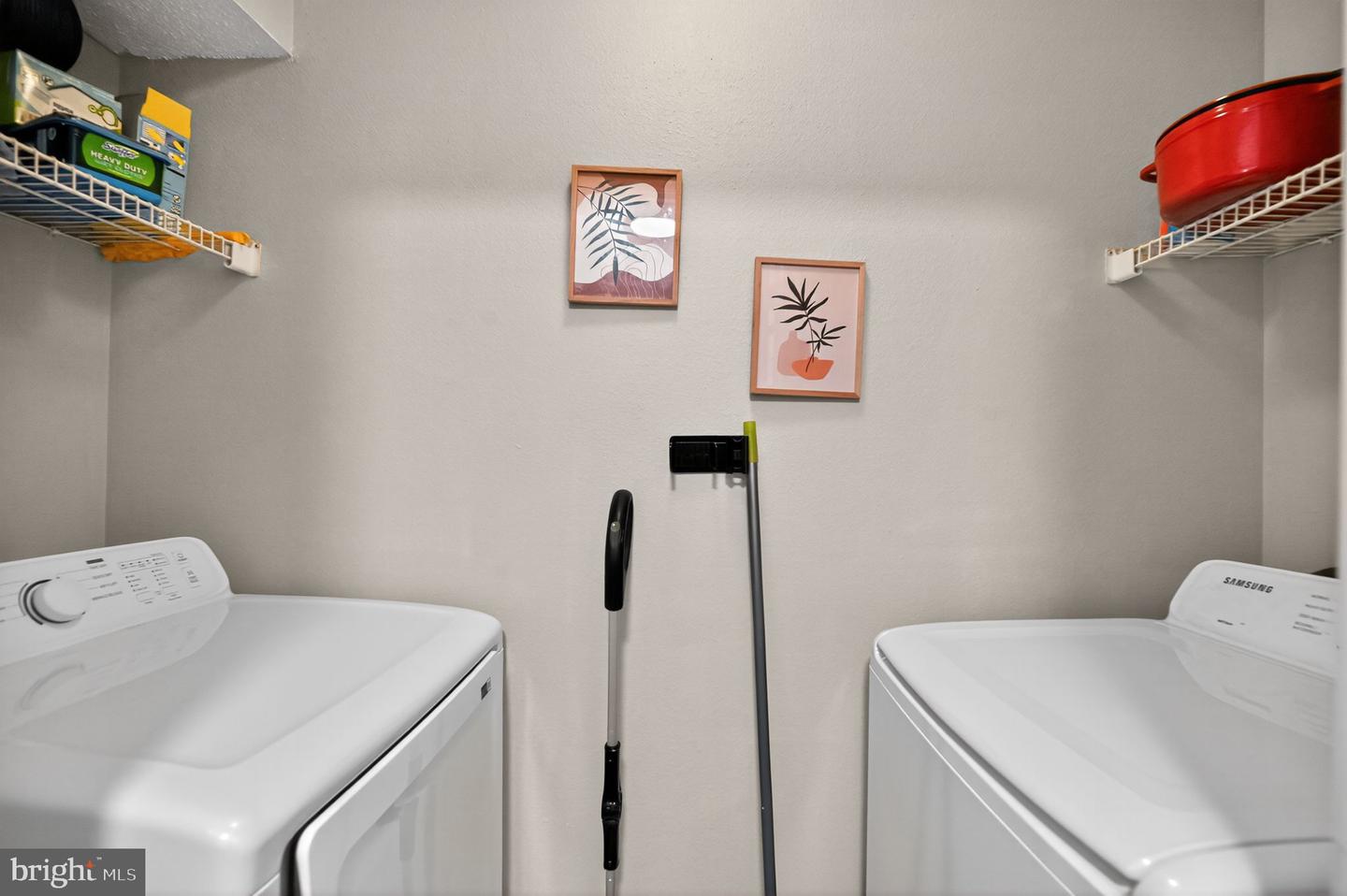 1530 LINCOLN WAY #302, MCLEAN, Virginia 22102, 1 Bedroom Bedrooms, ,1 BathroomBathrooms,Residential,For sale,1530 LINCOLN WAY #302,VAFX2278394 MLS # VAFX2278394