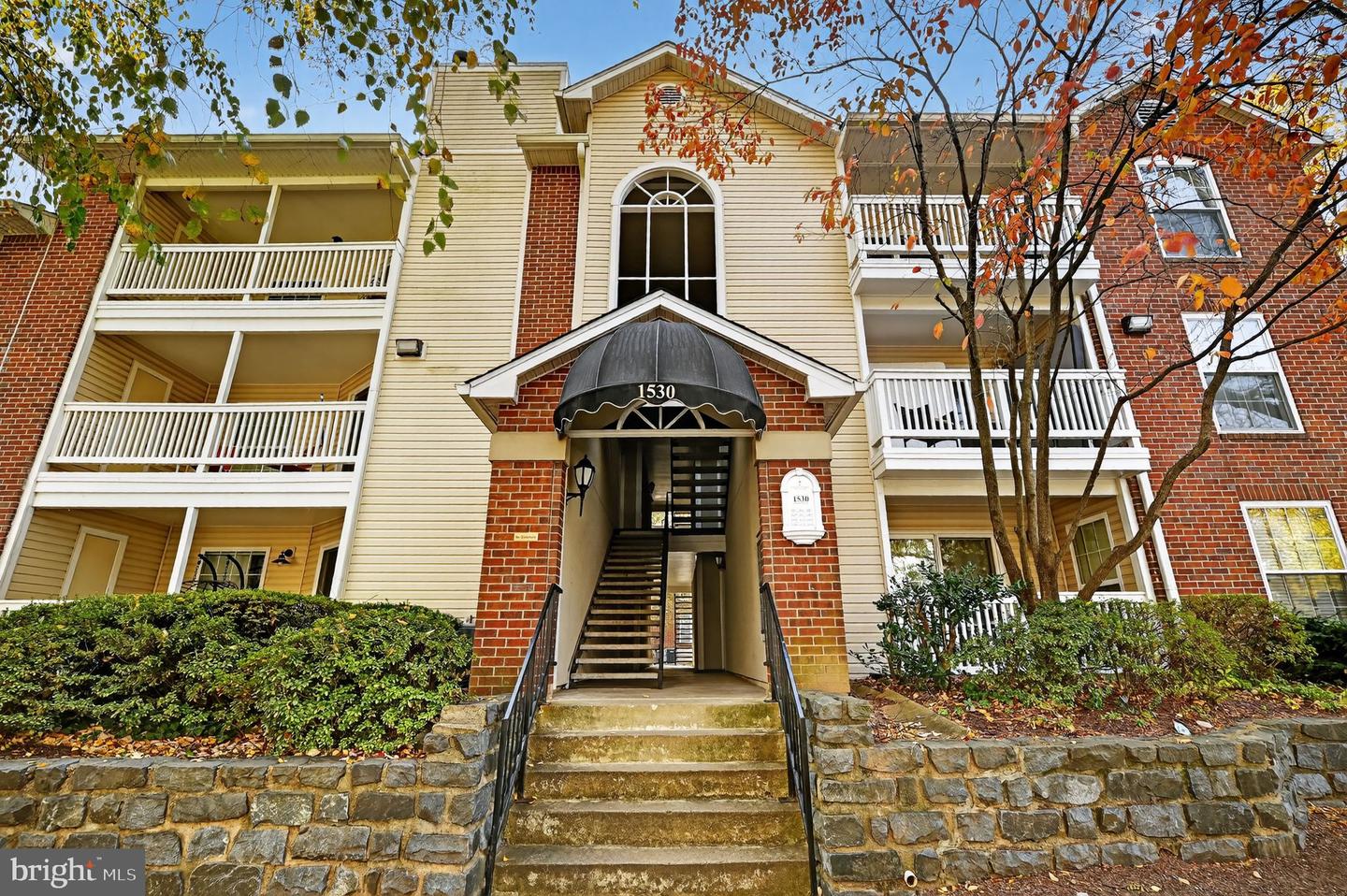 1530 LINCOLN WAY #302, MCLEAN, Virginia 22102, 1 Bedroom Bedrooms, ,1 BathroomBathrooms,Residential,For sale,1530 LINCOLN WAY #302,VAFX2278394 MLS # VAFX2278394