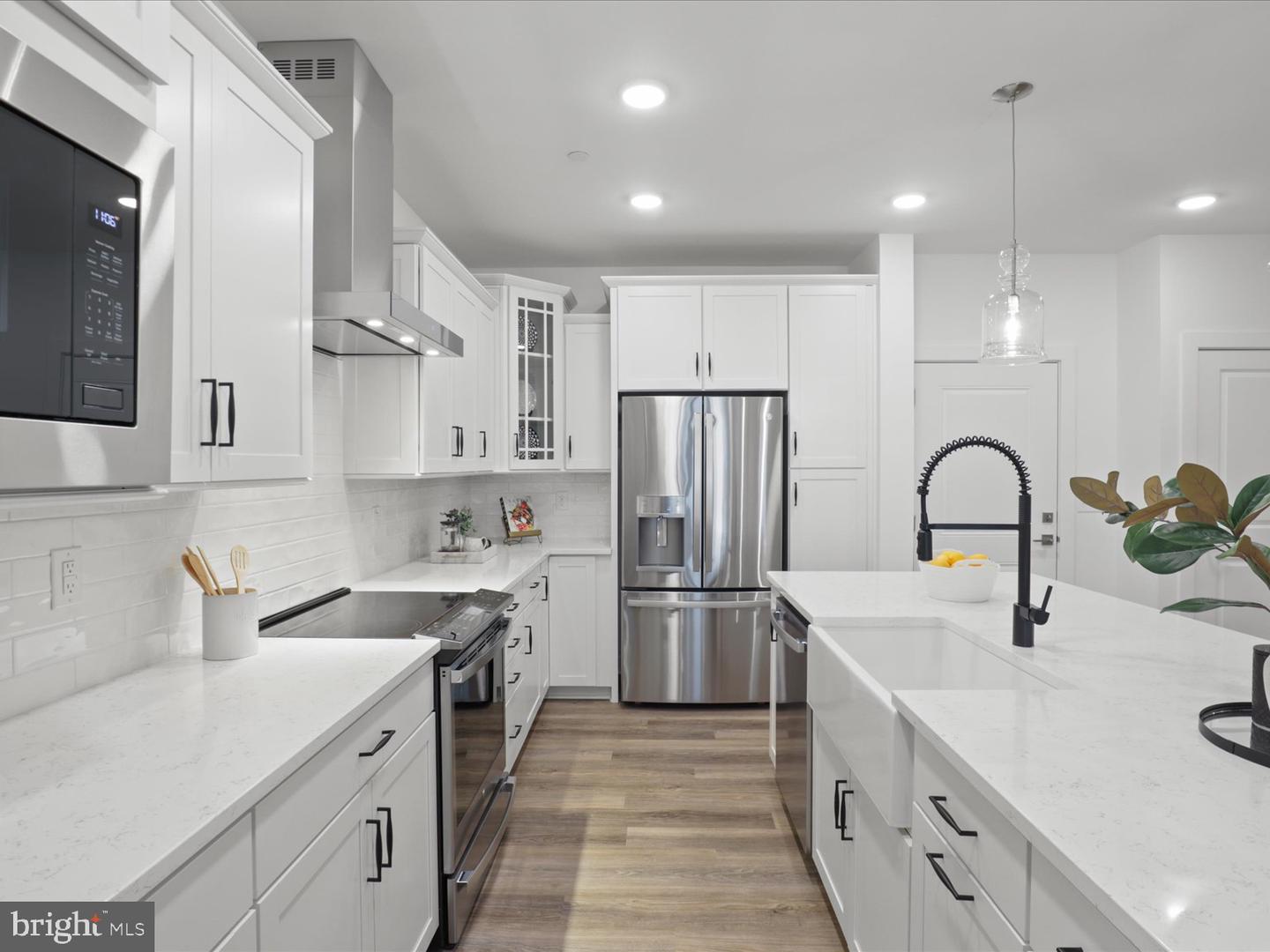 21731 DOVEKIE TER #205, ASHBURN, Virginia 20147, 2 Bedrooms Bedrooms, ,2 BathroomsBathrooms,Residential,For sale,21731 DOVEKIE TER #205,VALO2110824 MLS # VALO2110824