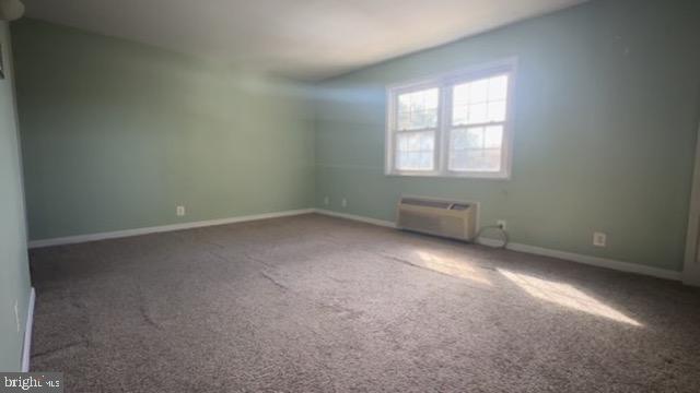 306 E FURMAN DR, STERLING, Virginia 20164, 1 Bedroom Bedrooms, ,1 BathroomBathrooms,Residential,For sale,306 E FURMAN DR,VALO2110830 MLS # VALO2110830