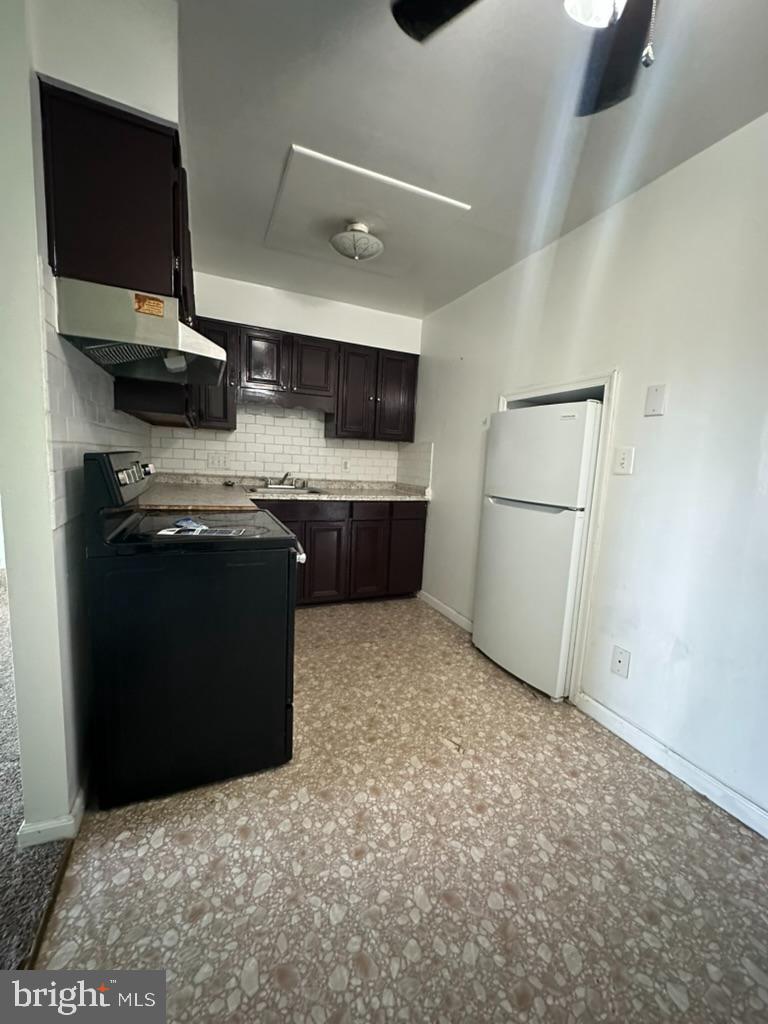 306 E FURMAN DR, STERLING, Virginia 20164, 1 Bedroom Bedrooms, ,1 BathroomBathrooms,Residential,For sale,306 E FURMAN DR,VALO2110830 MLS # VALO2110830