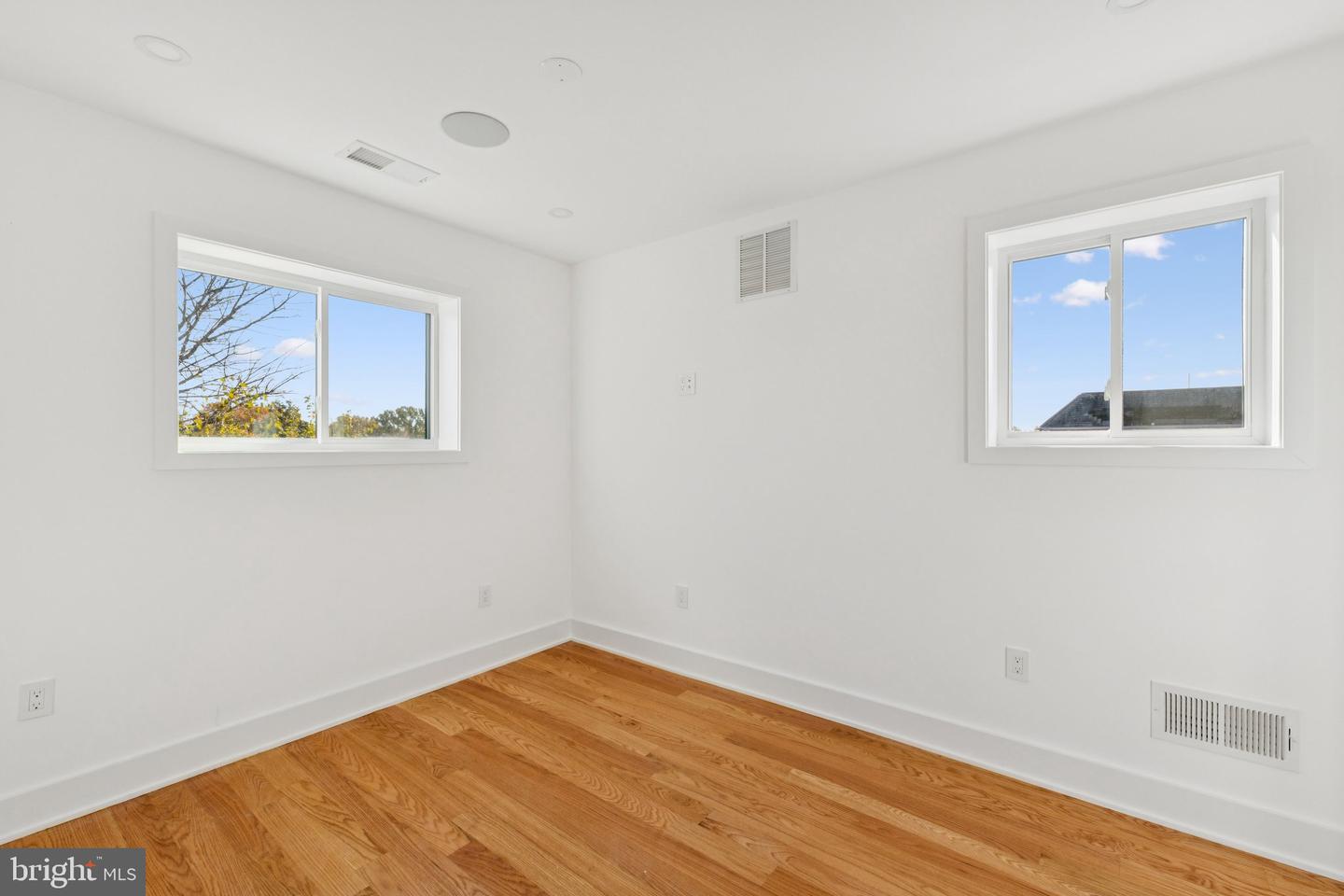 7521 9TH ST NW, WASHINGTON, District Of Columbia 20012, 4 Bedrooms Bedrooms, ,2 BathroomsBathrooms,Residential,For sale,7521 9TH ST NW,DCDC2231050 MLS # DCDC2231050 7521 9TH ST NW, WASHINGTON, District Of Columbia 20012, 4 Bedrooms Bedrooms, ,2 BathroomsBathrooms,Residential,For sale,7521 9TH ST NW,DCDC2231050 MLS # DCDC2231050