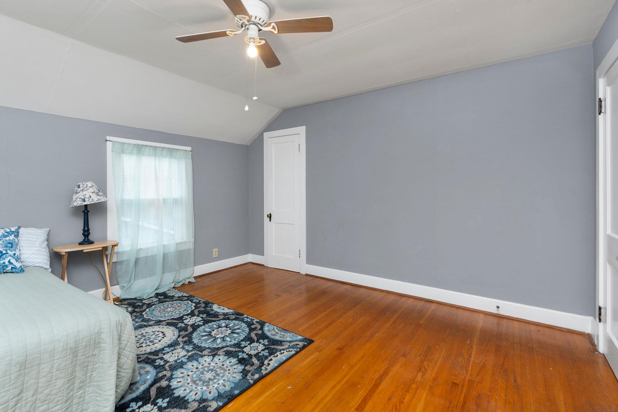 712 NELSON ST, STAUNTON, Virginia 24401, 3 Bedrooms Bedrooms, ,1 BathroomBathrooms,Residential,712 NELSON ST,670565 MLS # 670565