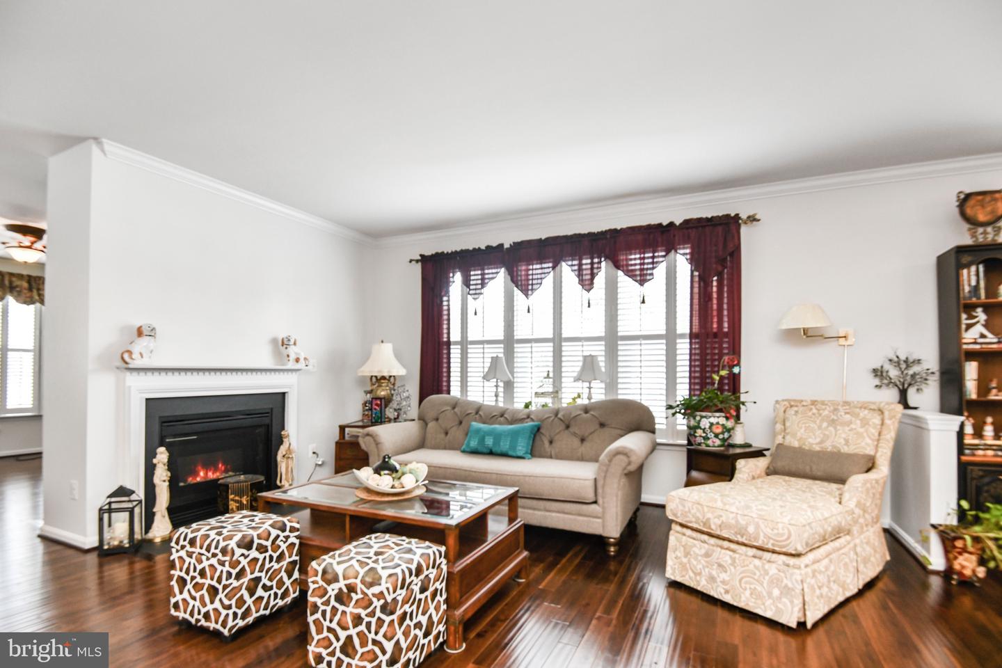 3607 MAUCHLEY CT, WARRENTON, Virginia 20187, 2 Bedrooms Bedrooms, ,2 BathroomsBathrooms,Residential,For sale,3607 MAUCHLEY CT,VAFQ2017868 MLS # VAFQ2017868